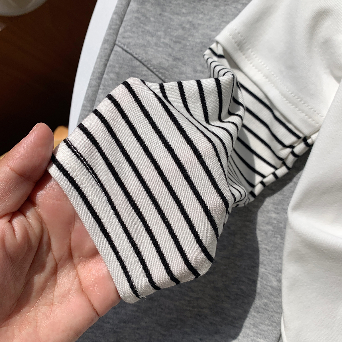 Kids Striped Sleeves Faux Two-Piece T-shirt