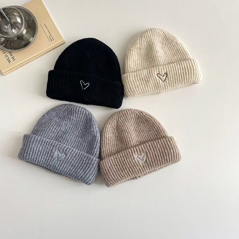 Toddler Embroidered Heart Solid Color Knit Hat