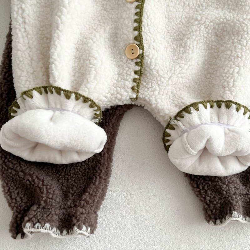 2-Piece Baby Fleece-Lined Romper Set (Hat Included)