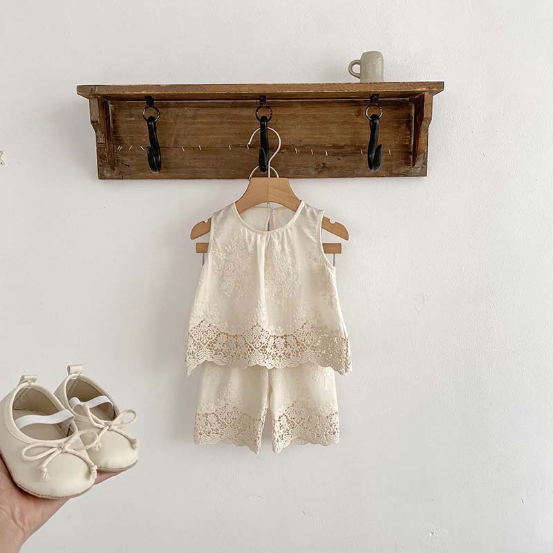 Baby 2-Piece Lace Sleeveless Casual Set