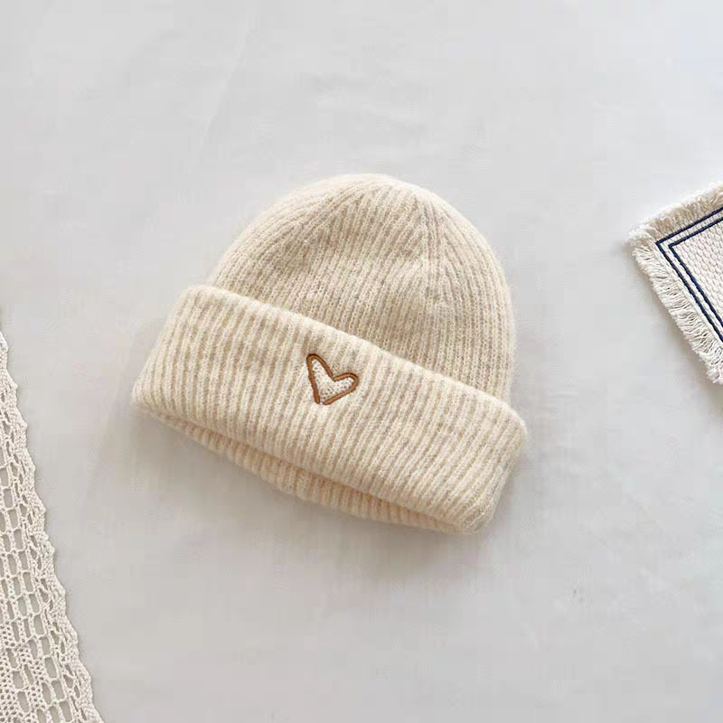 Toddler Embroidered Heart Solid Color Knit Hat