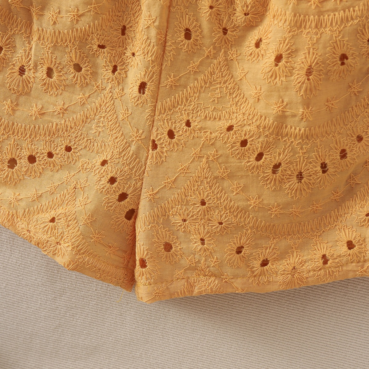 Kid Girls Lace Sleeveless Vest and Shorts 2-piece Set