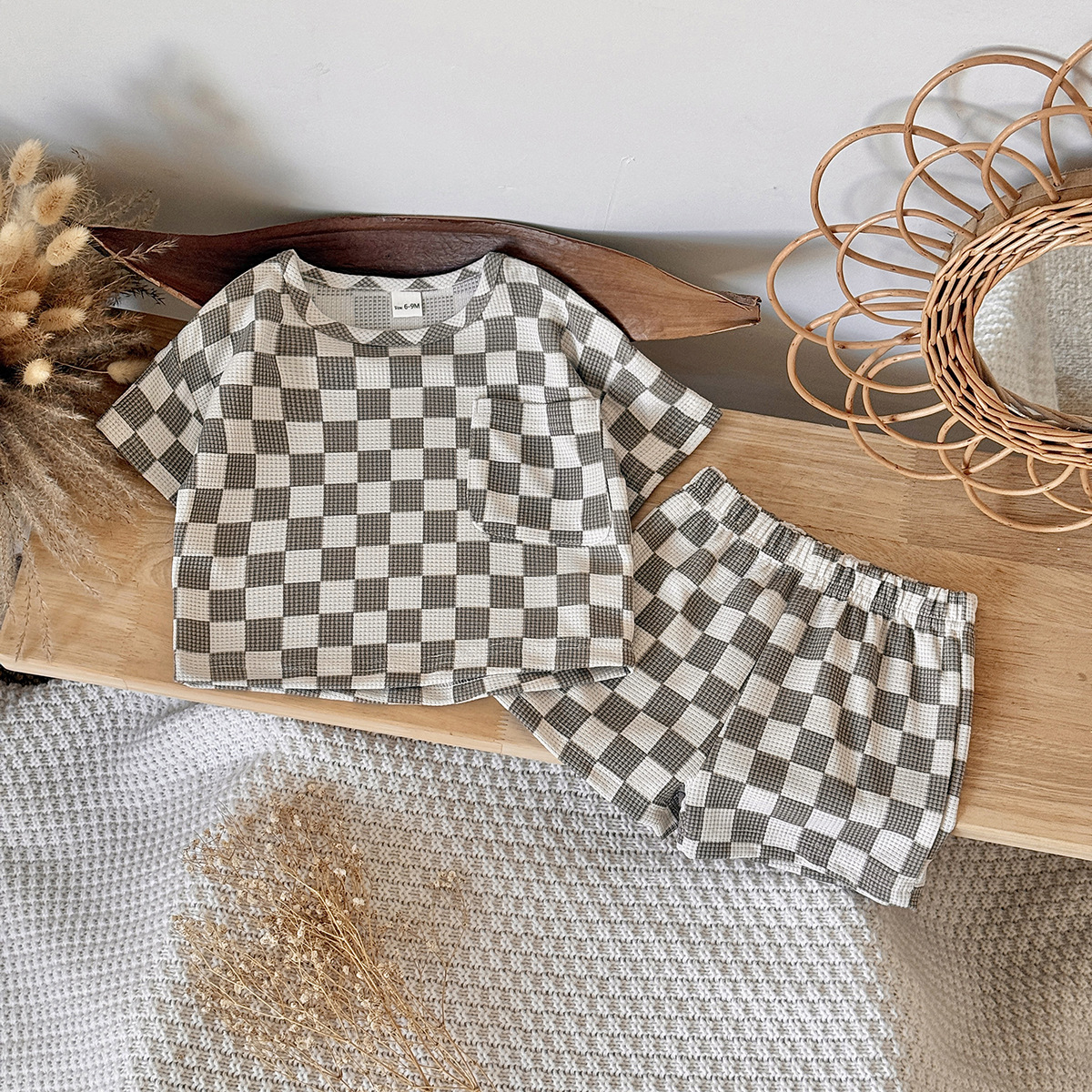 Baby 2-Piece Checkerboard Pattern Waffle Set