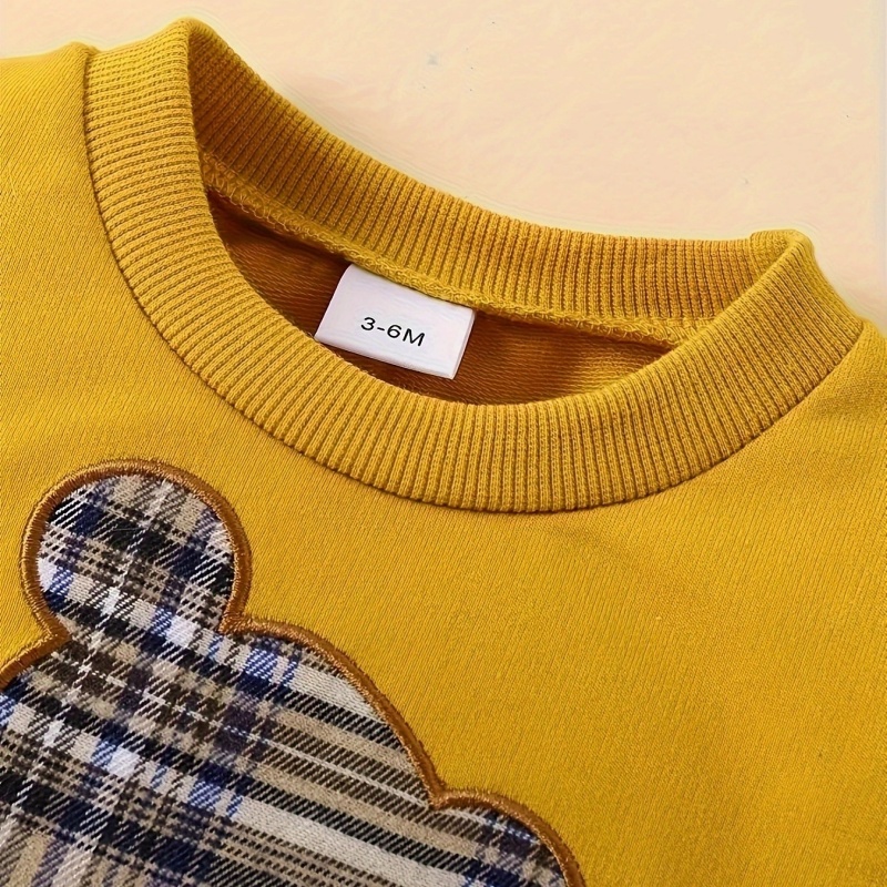 2-Piece Baby Plaid Bear Sweater Set