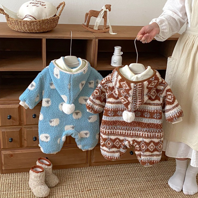 Baby Fleece Print Romper Set (Includes Hat)