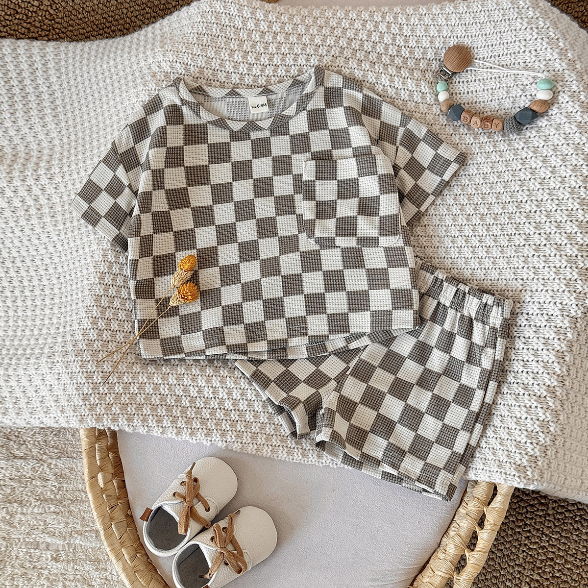 Baby 2-Piece Checkerboard Pattern Waffle Set