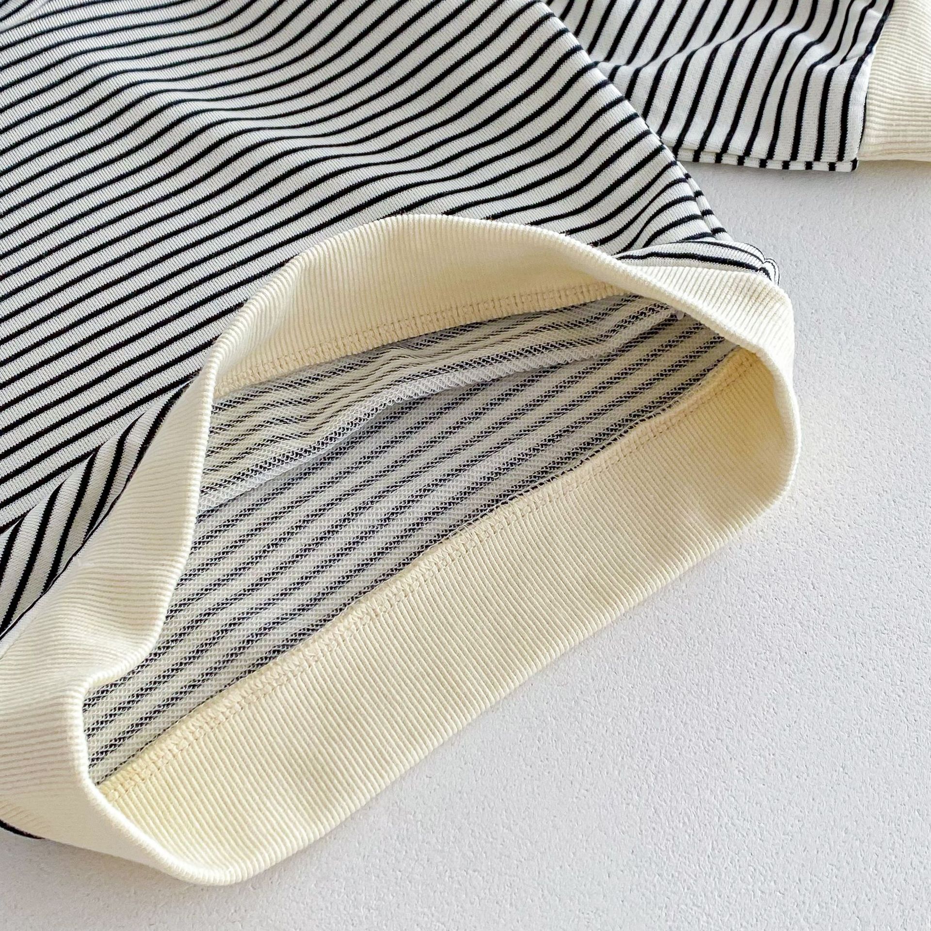 Striped Patch Hooded Sweatshirt And Pants Set