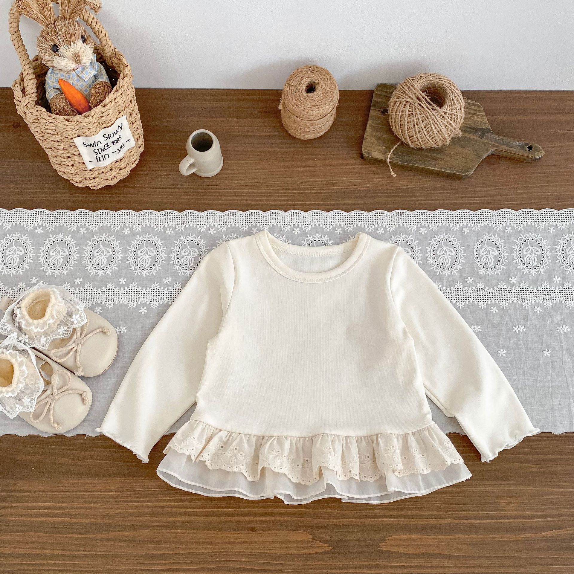 Baby Toddler Girl Solid Color White Lace Top/Blue Denim Pants