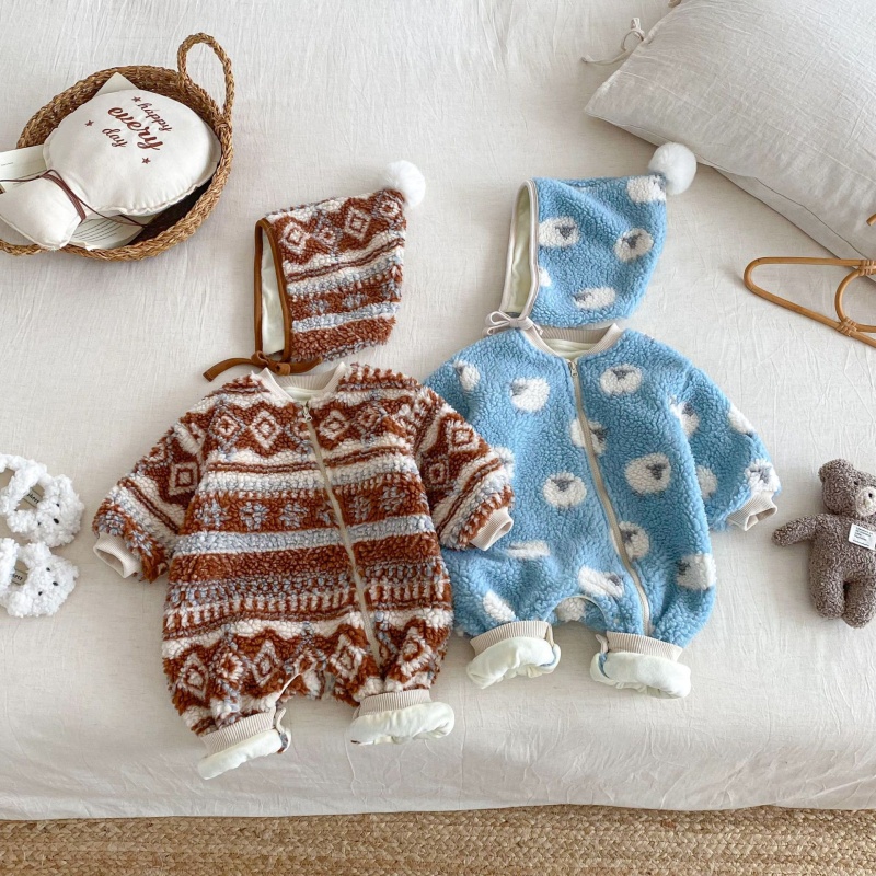 Baby Fleece Print Romper Set (Includes Hat)