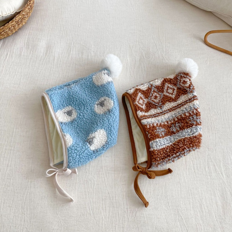 Baby Fleece Print Romper Set (Includes Hat)