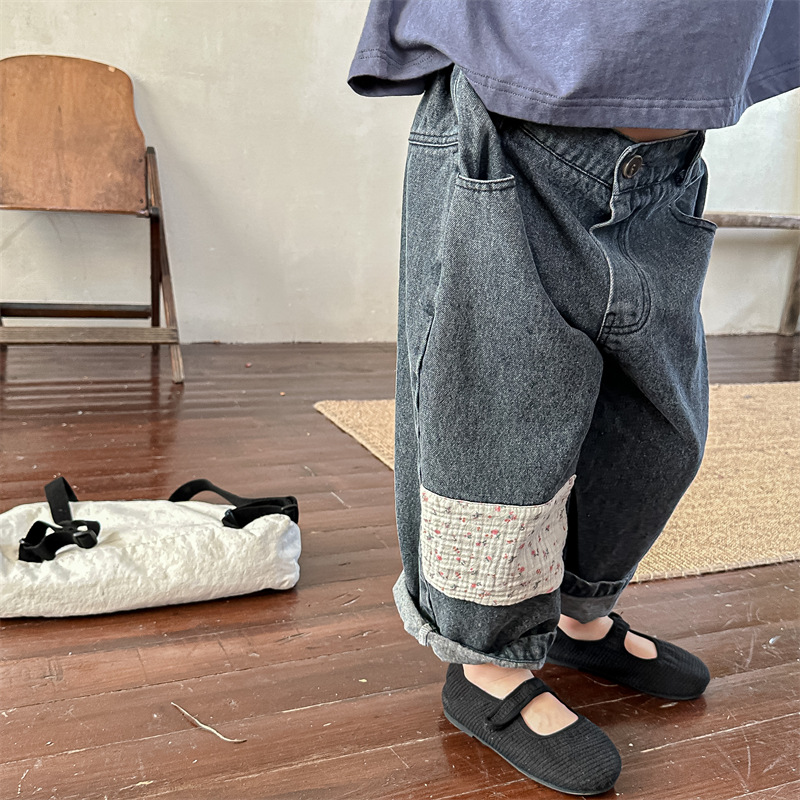 Kids Floral Patch Denim Pants
