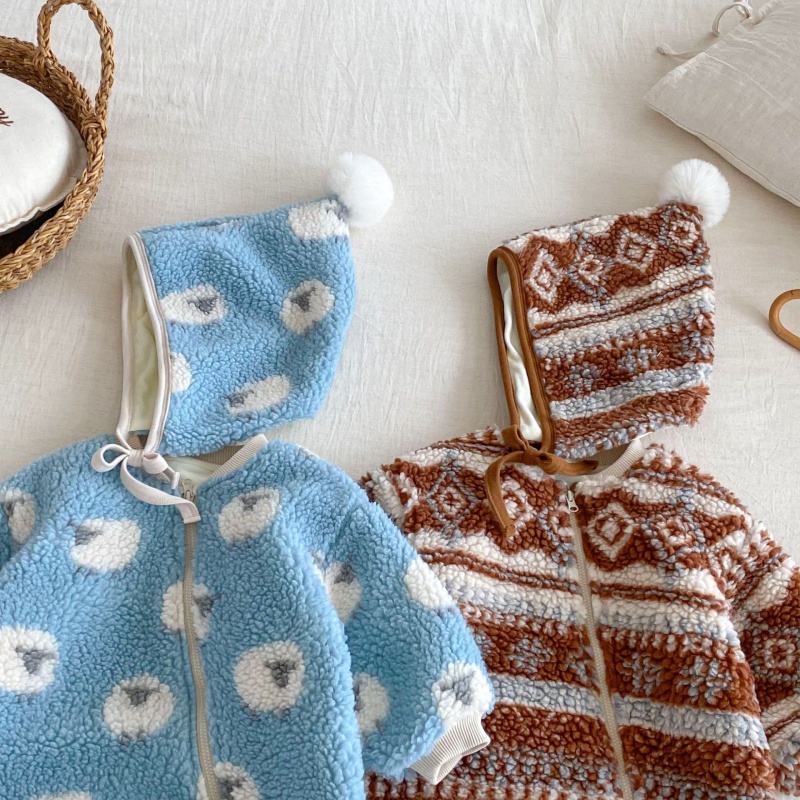 Baby Fleece Print Romper Set (Includes Hat)