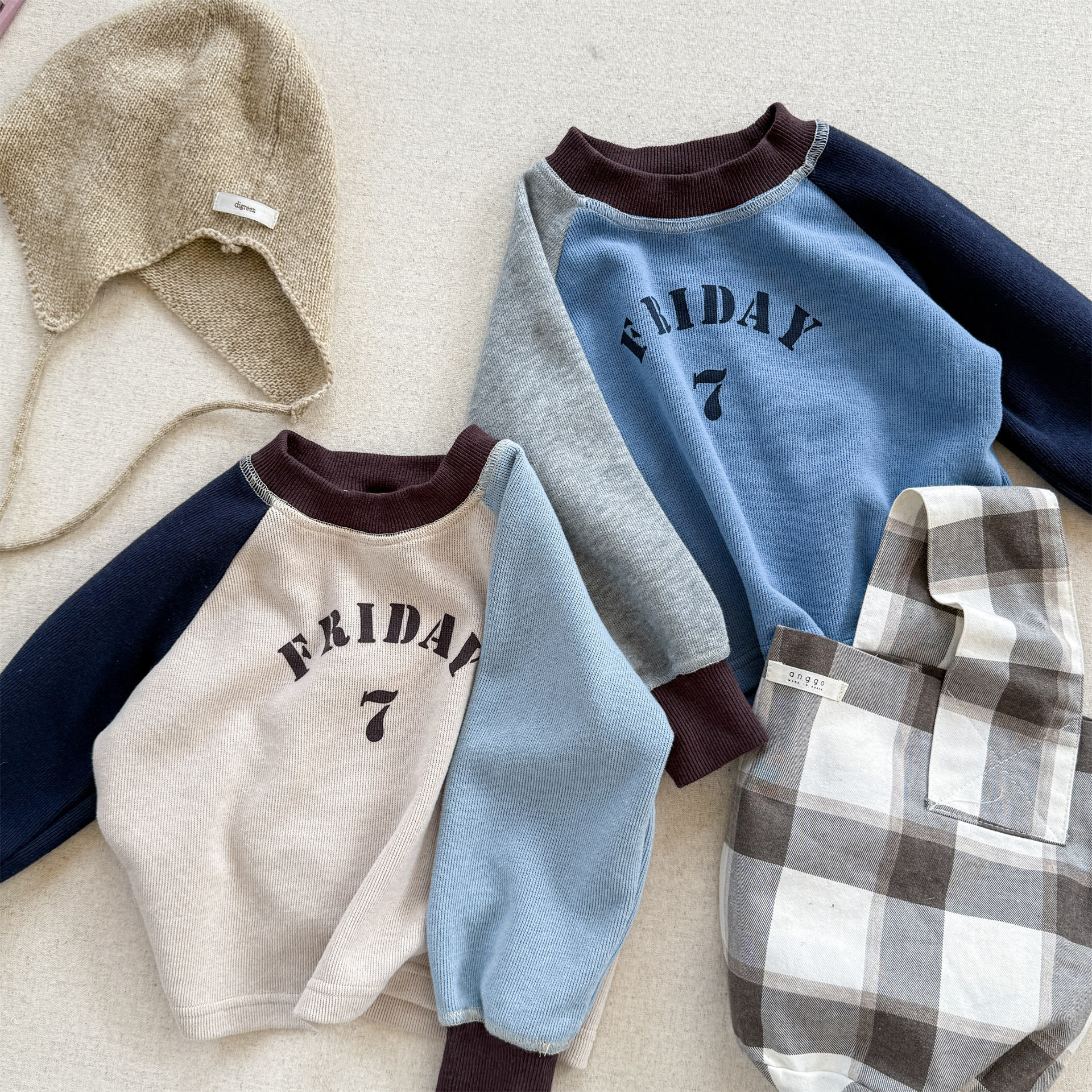 Kids Contrasting Colors Sleeve Sweatshirt