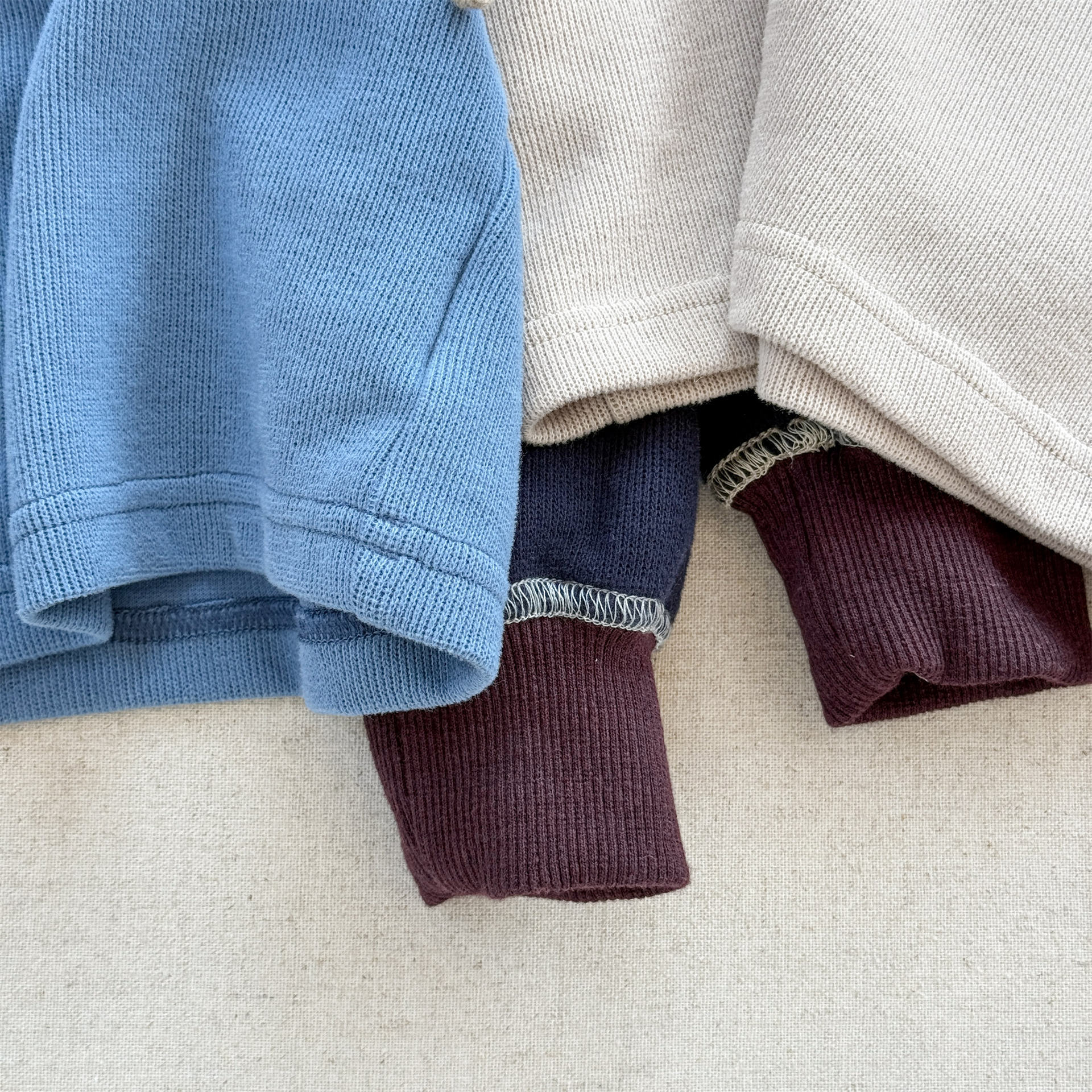 Kids Contrasting Colors Sleeve Sweatshirt