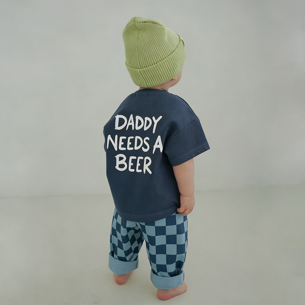DADDY NEEDS A BEER  Baby & Kids Checkerboard Set