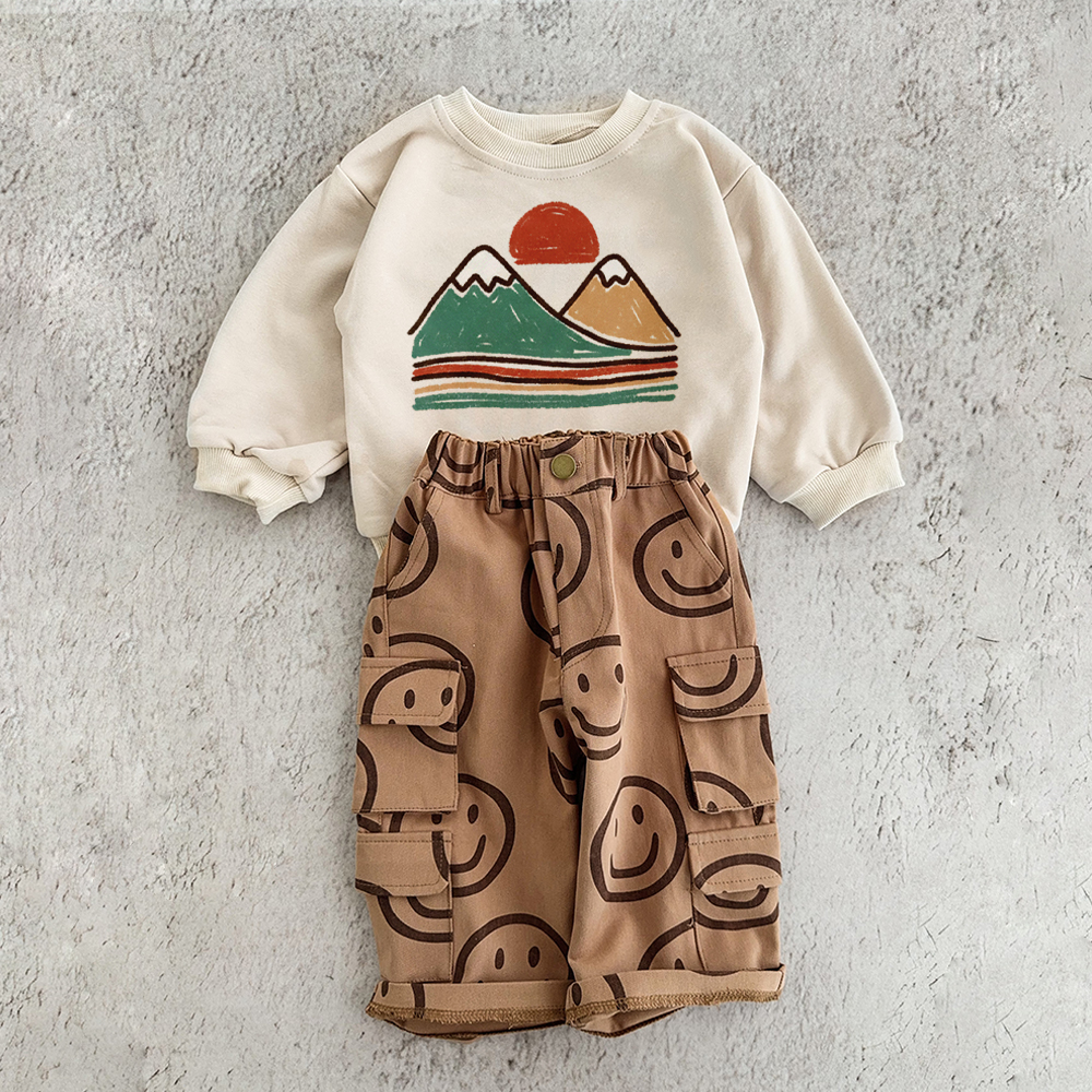 Baby & Kid Retro Sun Mountain Graphi Sweatshirt 2-Piece Set