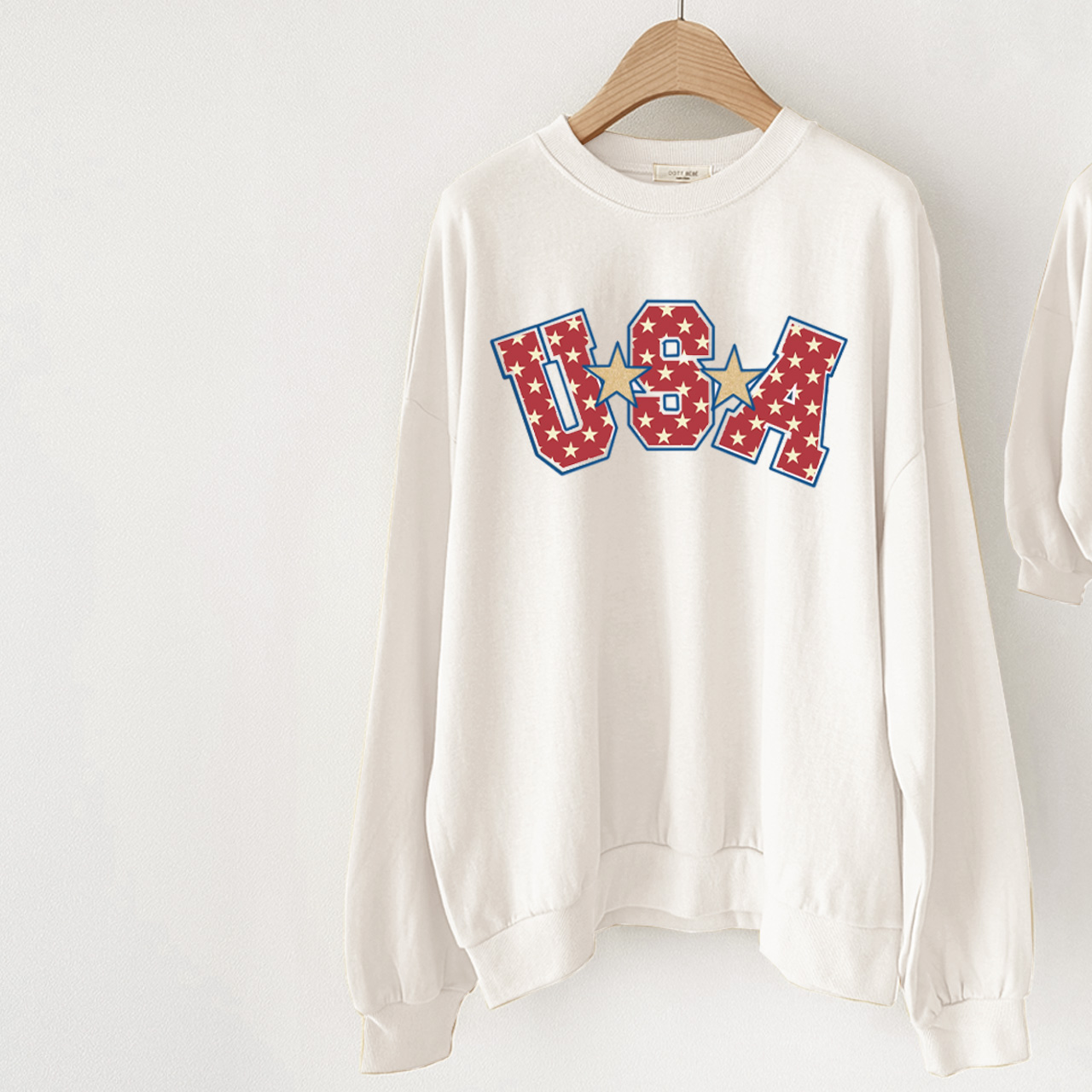 USA Family Slogan White Sweatshirt