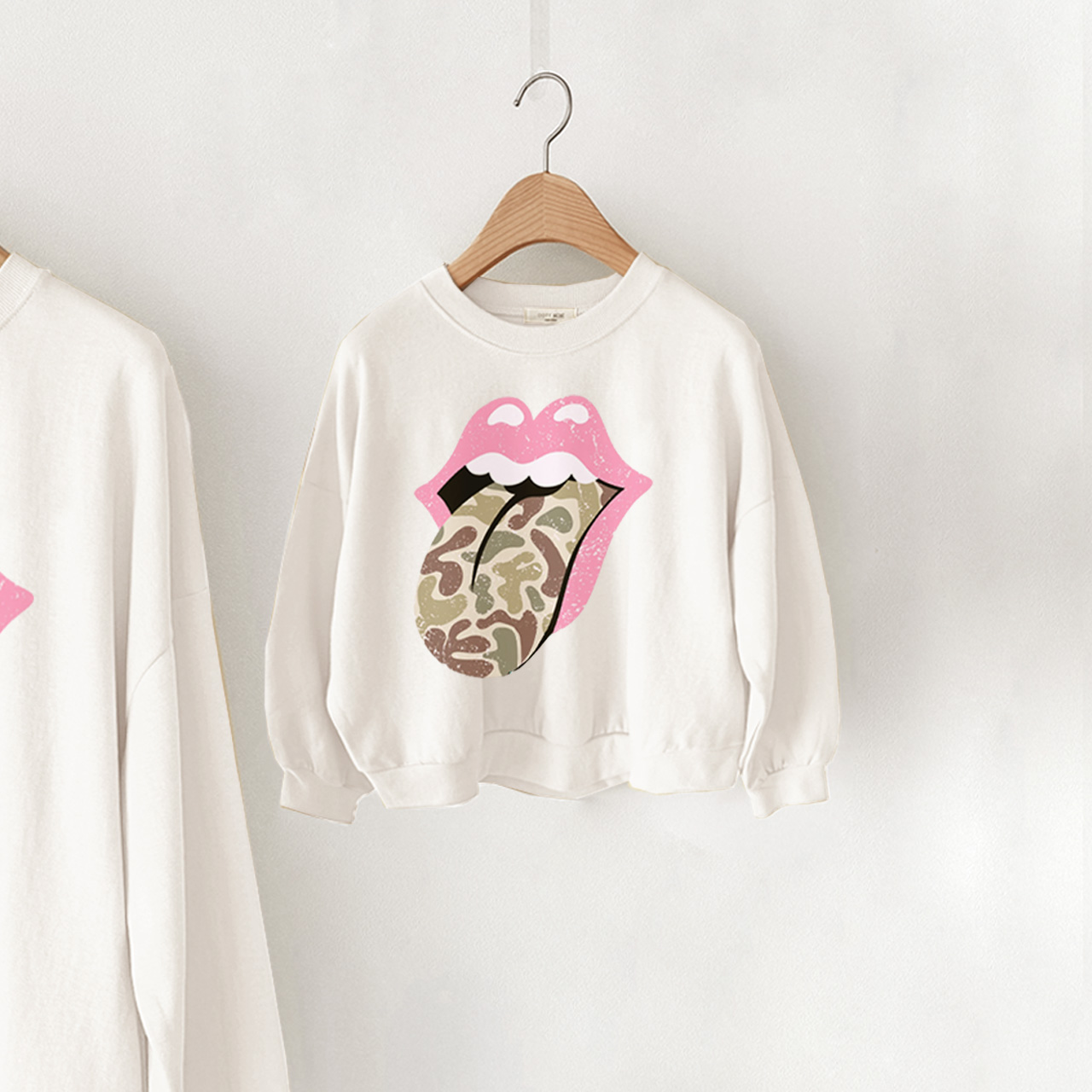 Mama and Me Leopard Pint Tongue Out Sweatshirt