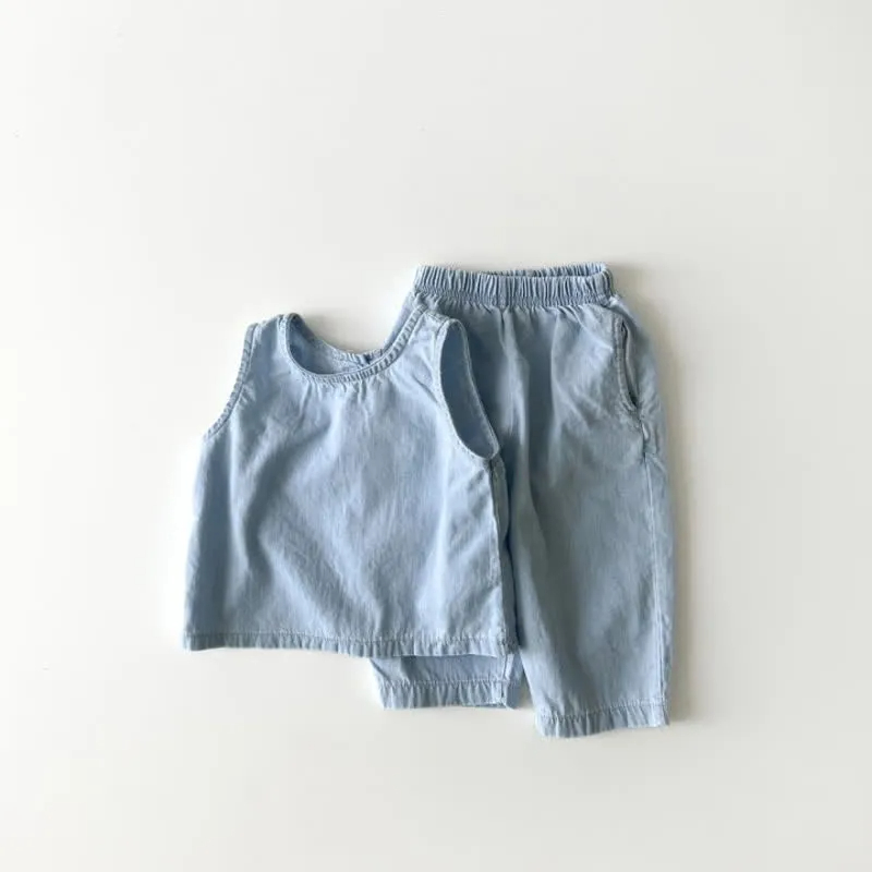 Toddler 2-Piece Denim Blue Sleeveless Set
