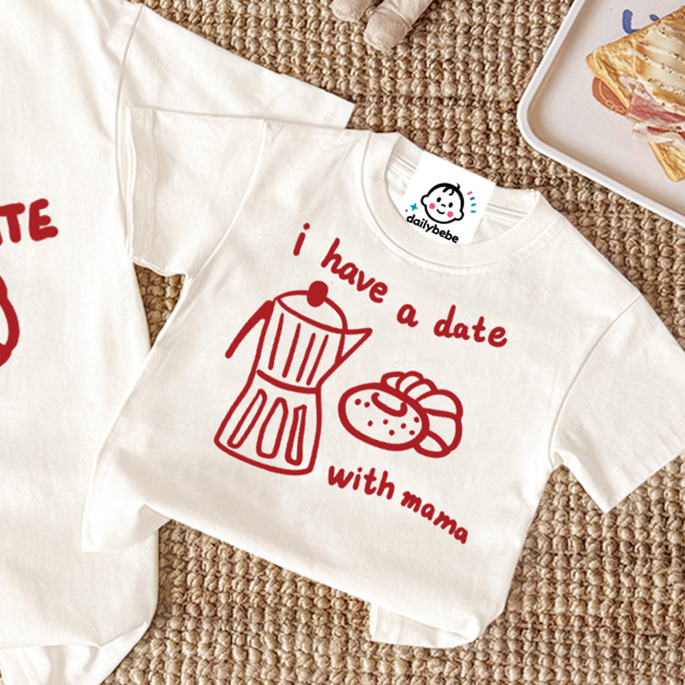 MAMA'S TEA DATE / I HAVE A DATE WITH MAMA Family T-Shirt