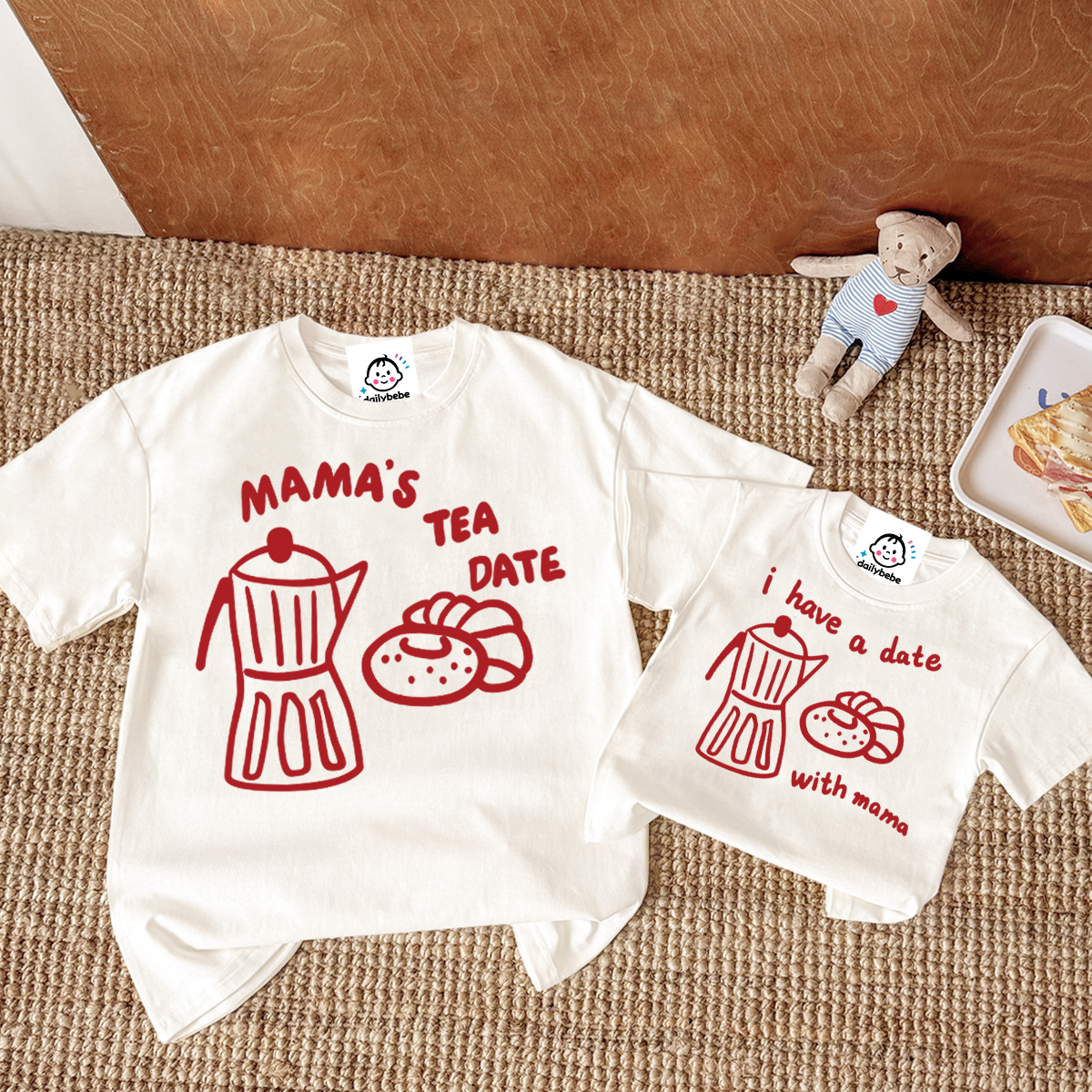 MAMA'S TEA DATE / I HAVE A DATE WITH MAMA Family T-Shirt