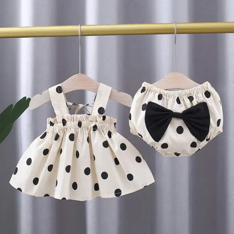 Baby Dot Camisole Bowknot Shorts with Hat
