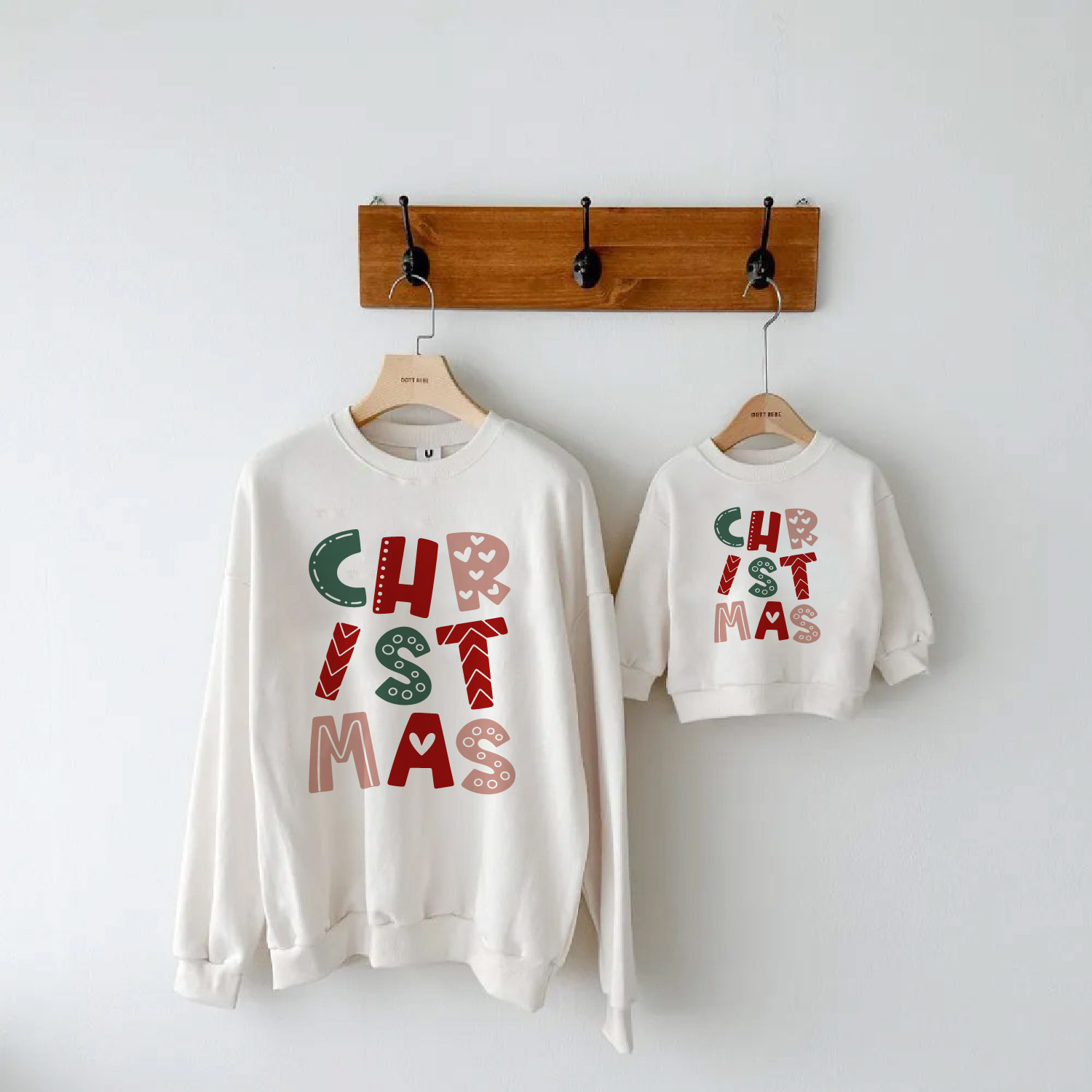 CHRISTMAS Family Slogan Sweatshirt