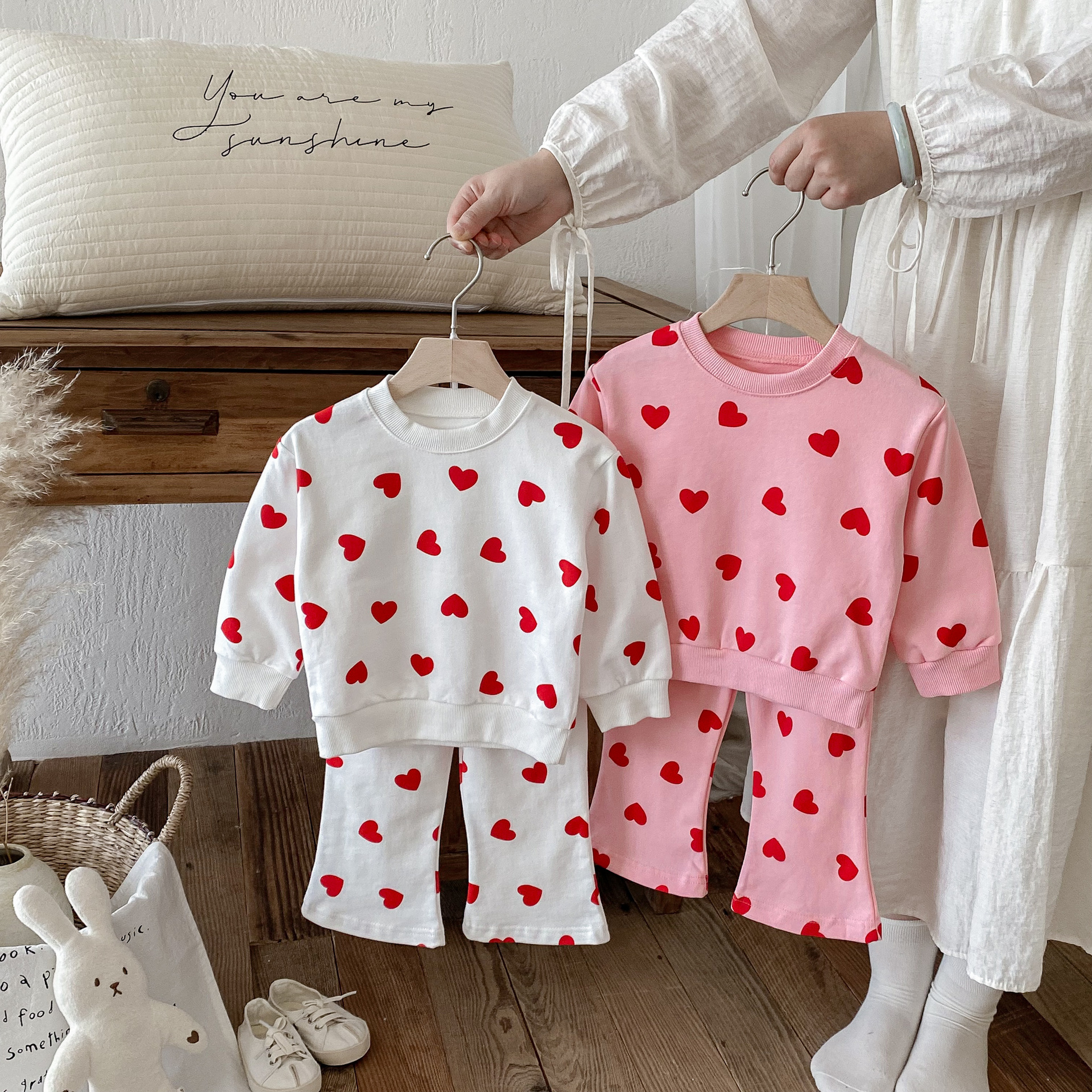 Toddler Girl 2 Piece Heart Bow Sweatshirt Set