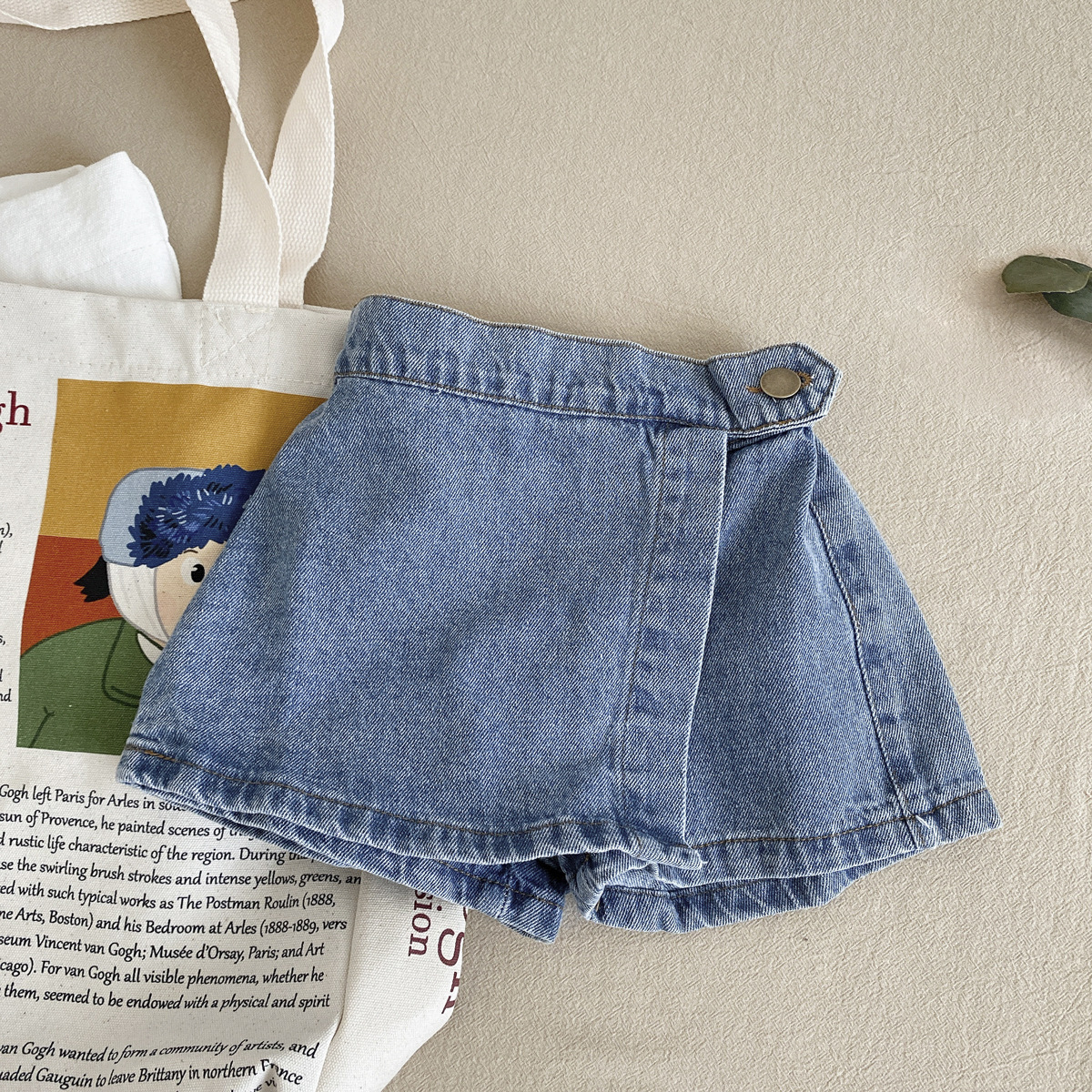 Kid Solid Color Design Denim Shorts