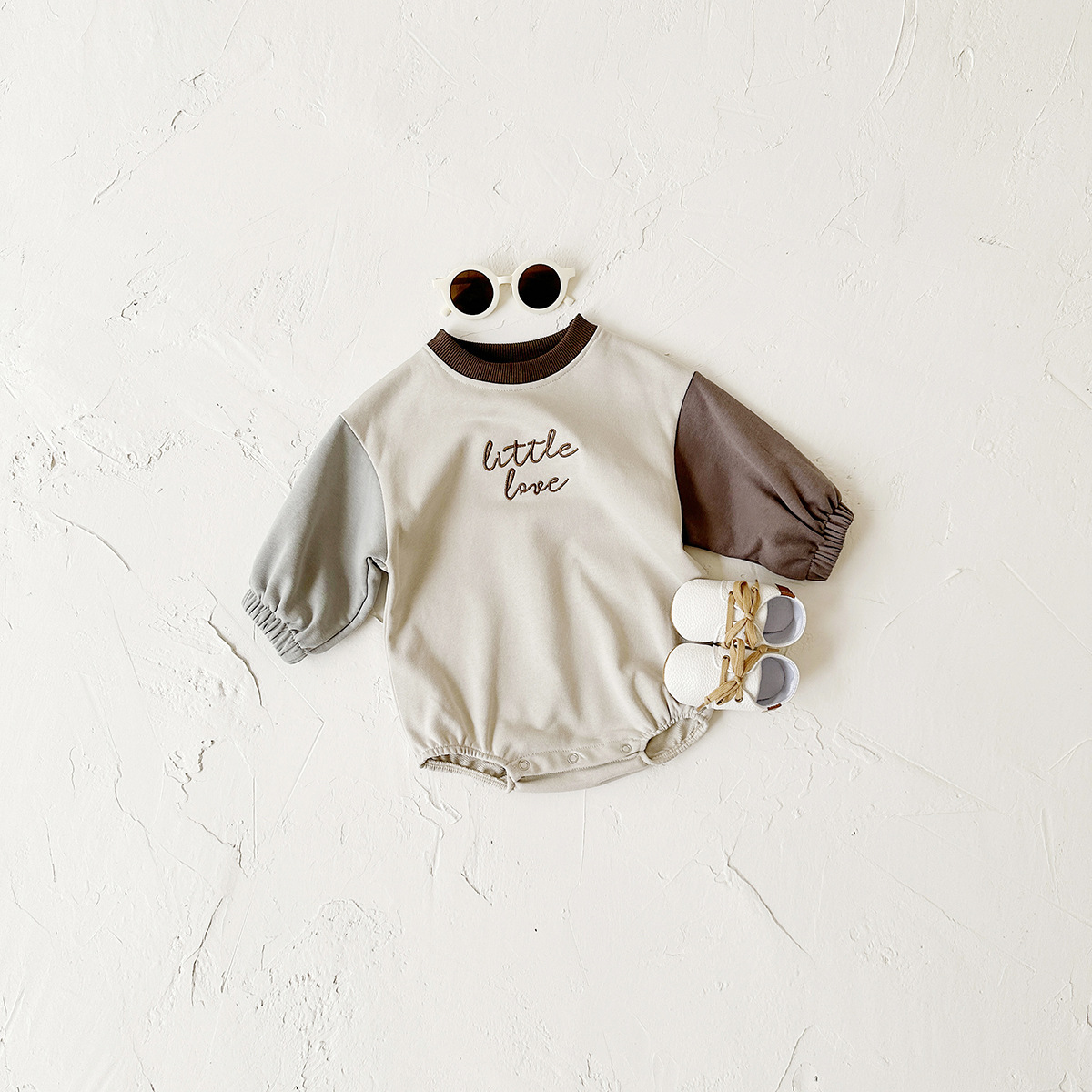 LITTLE LOVE Baby Contrast Color Bodysuit