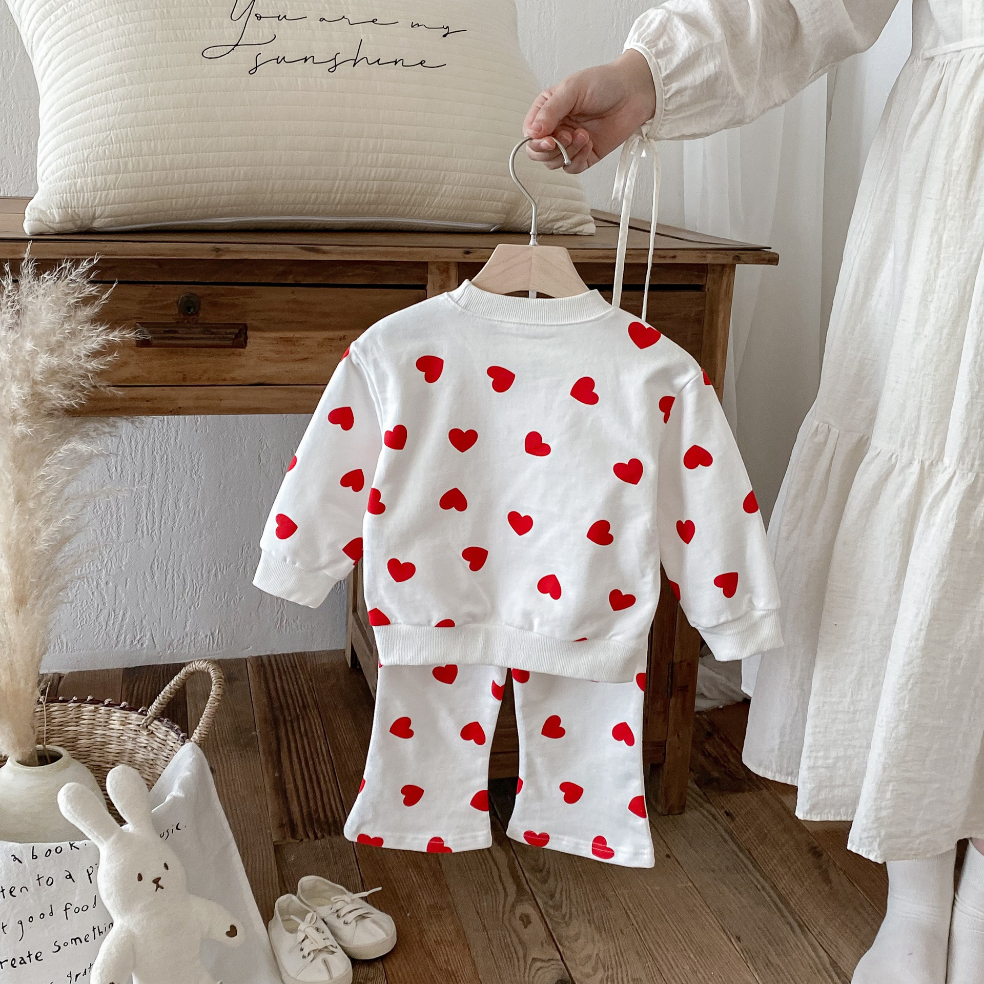 Toddler Girl 2 Piece Heart Bow Sweatshirt Set