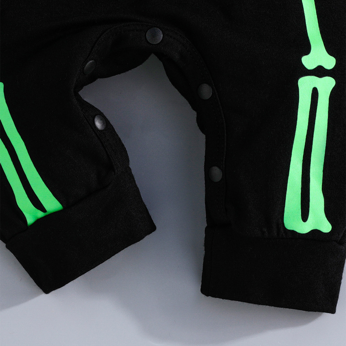 Baby Halloween Bat Shaped Romper with Hat