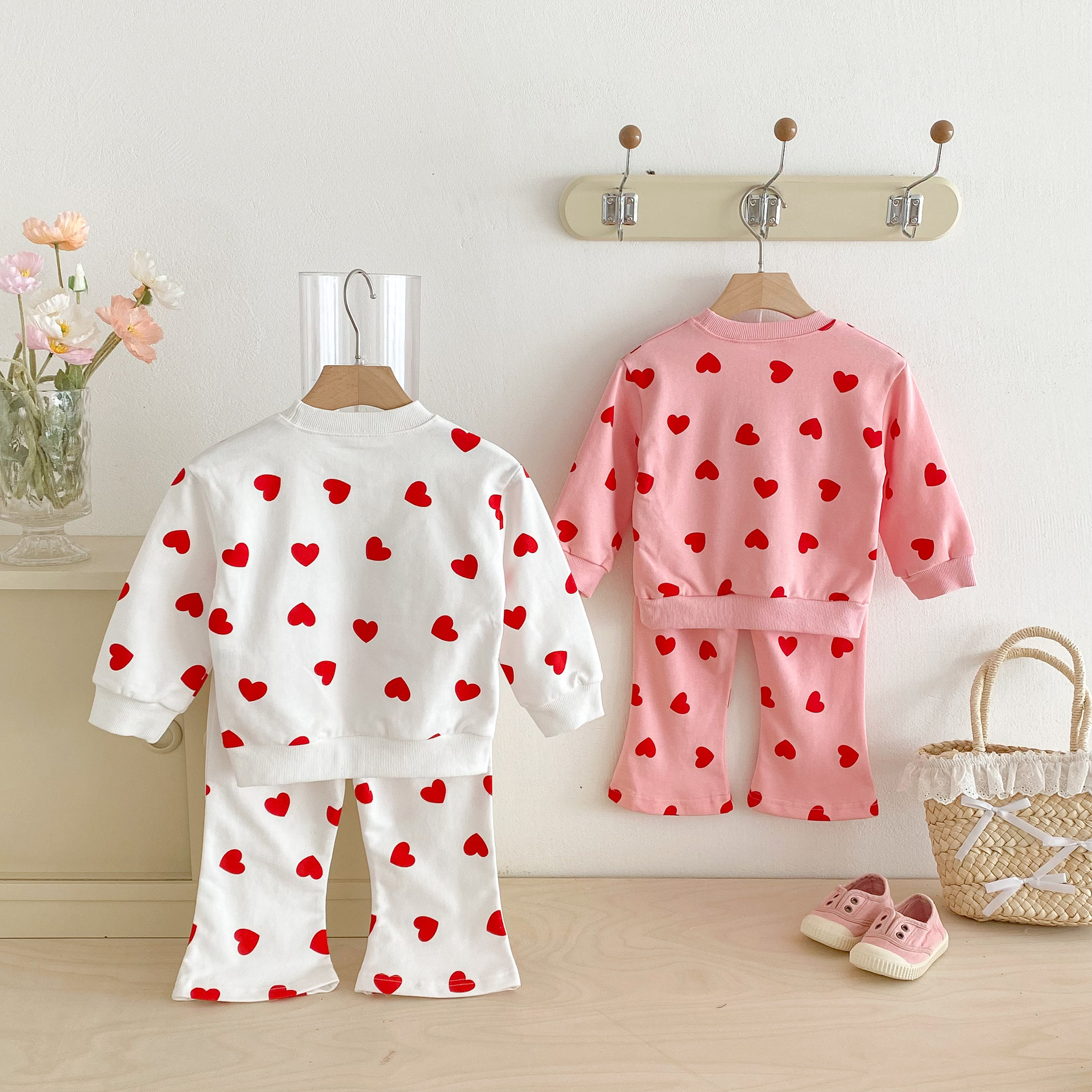 Toddler Girl 2 Piece Heart Bow Sweatshirt Set