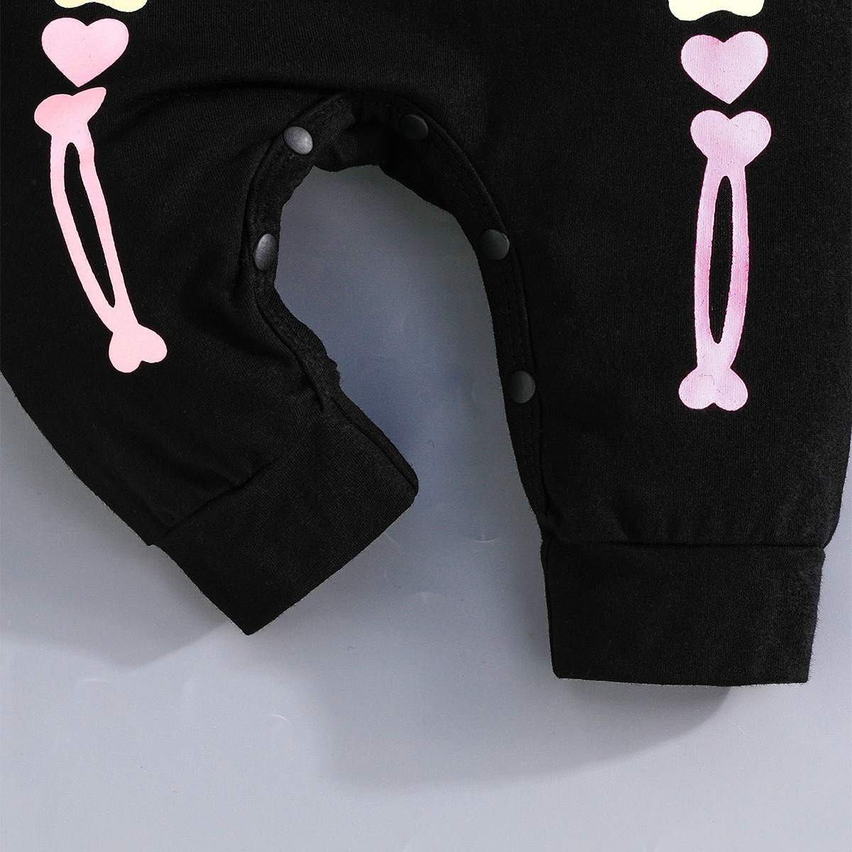 Baby Halloween Bat Shaped Romper with Hat