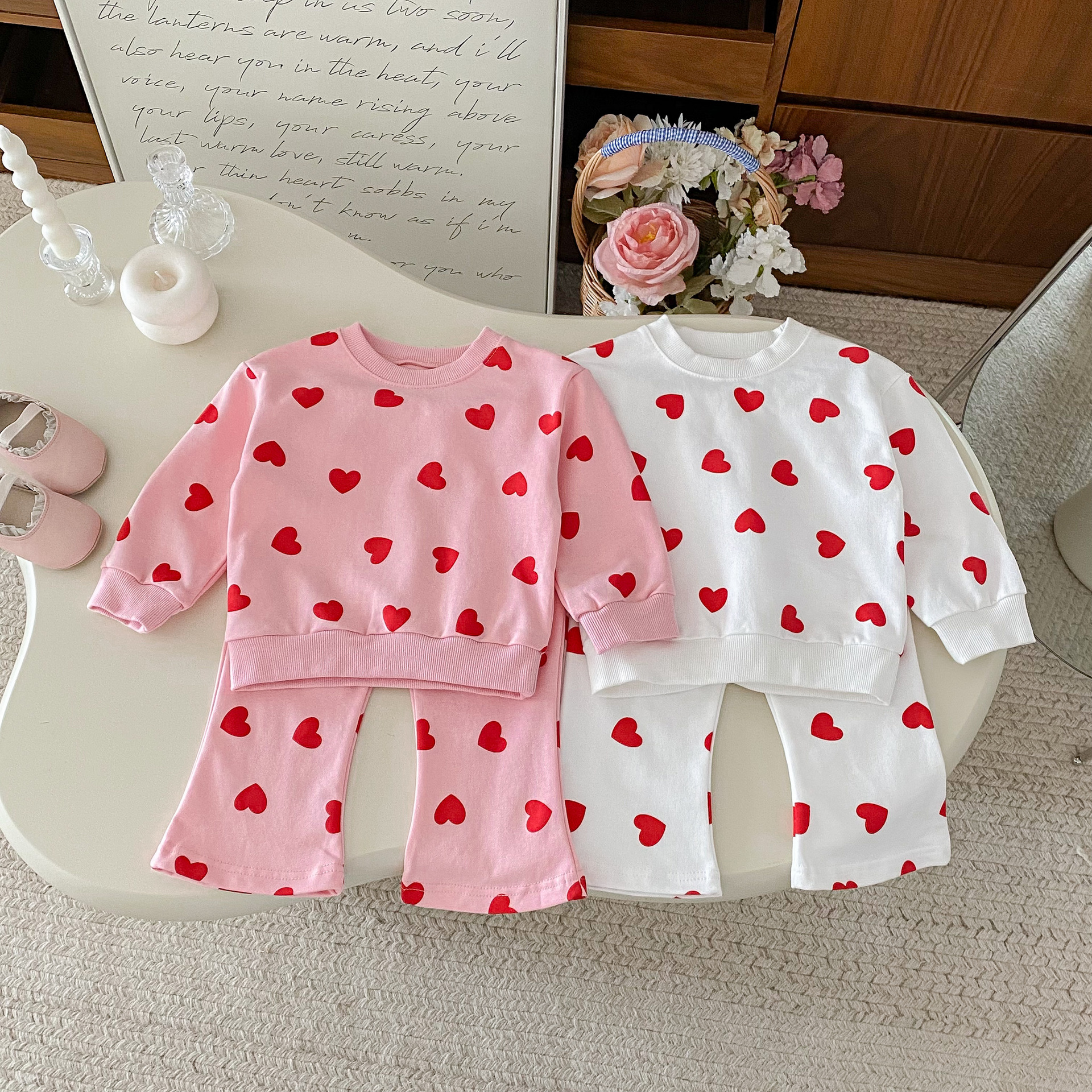 Toddler Girl 2 Piece Heart Bow Sweatshirt Set