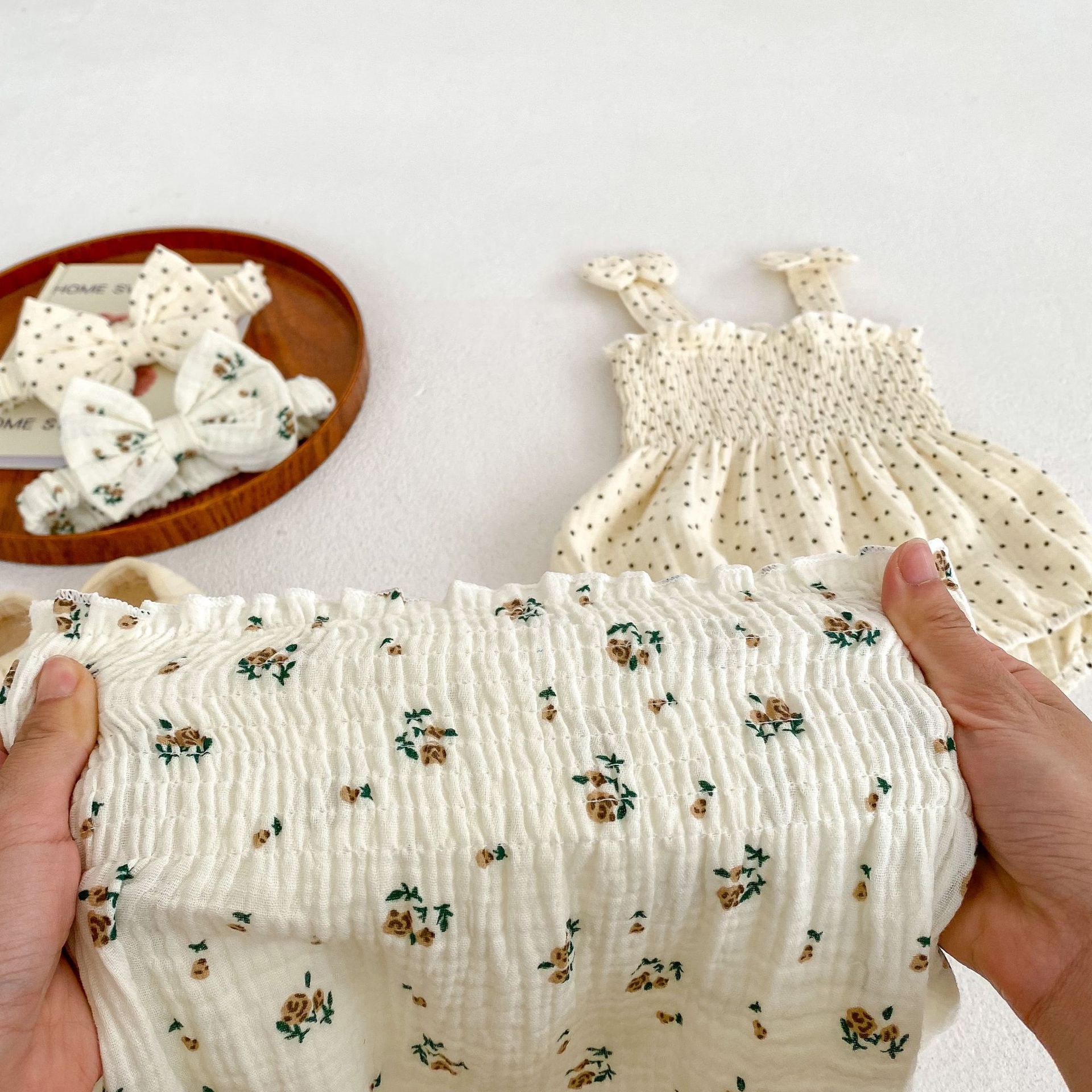 Baby Girl Polka Dot and Floral Patterns Bodysuit with Headband