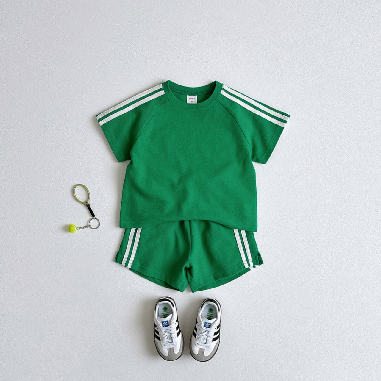 Kids Solid Color Stripe Sports Top and Short Pants Set
