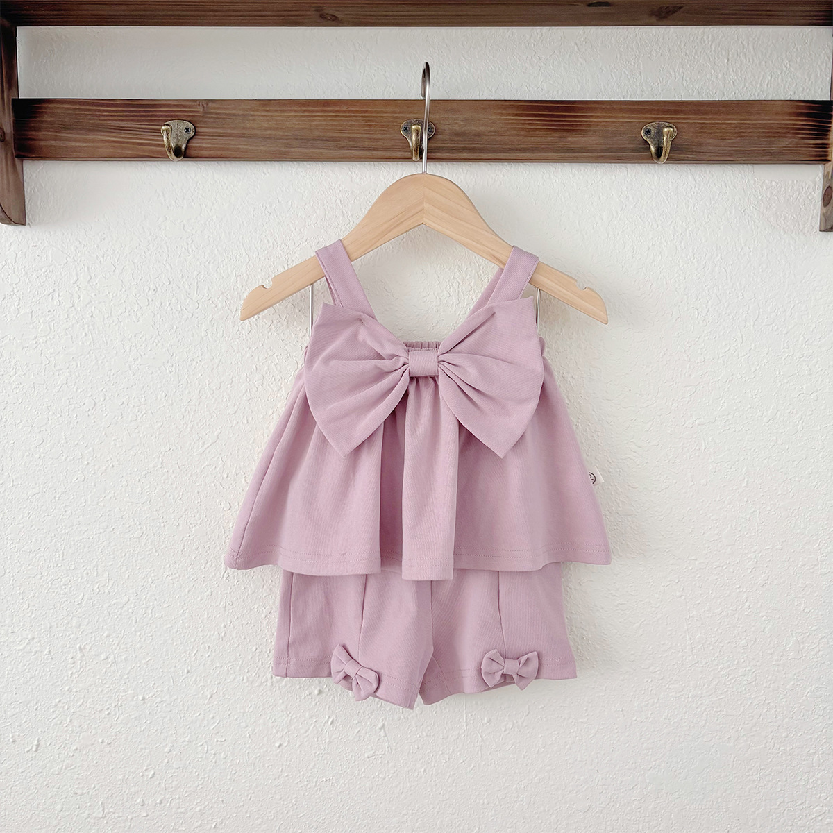 Baby 2-Piece Suspenders Bow Shorts Set