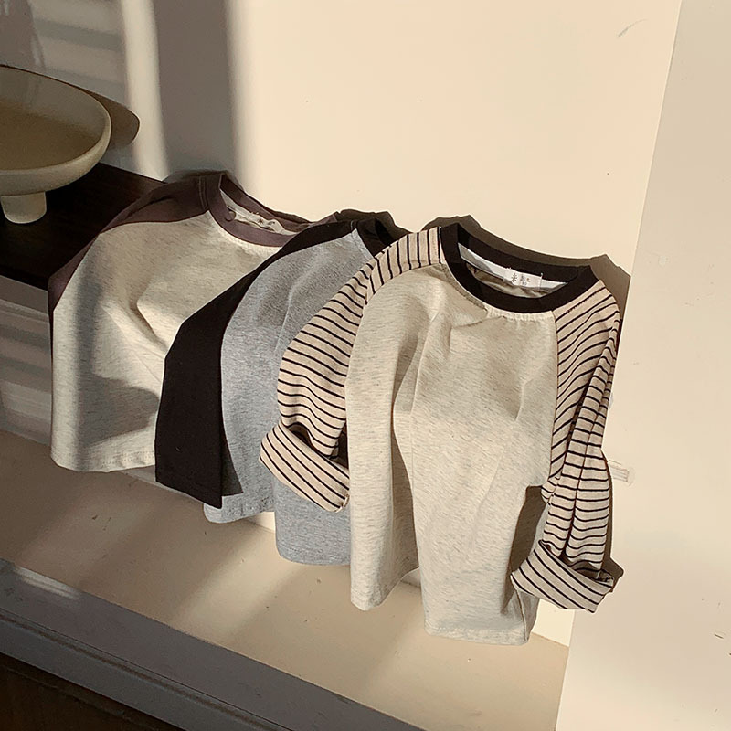 Kids Contrast Color Raglan Base Layer T-Shirt