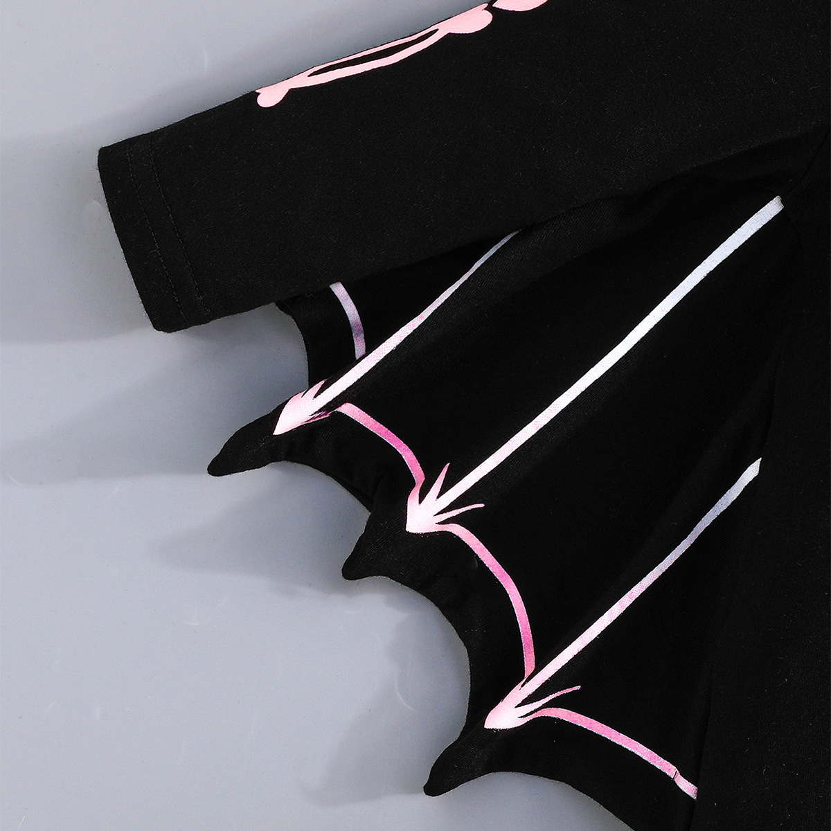 Baby Halloween Bat Shaped Romper with Hat