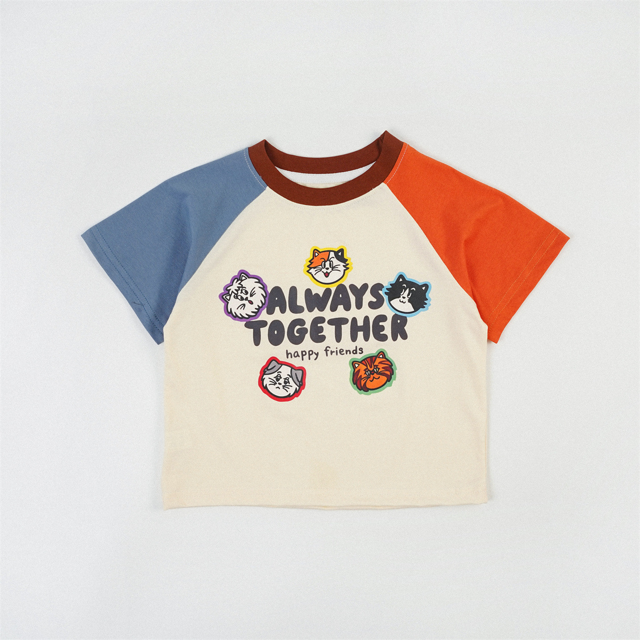 Kids Cartoon Cats Print Contrasting Colors T-shirt