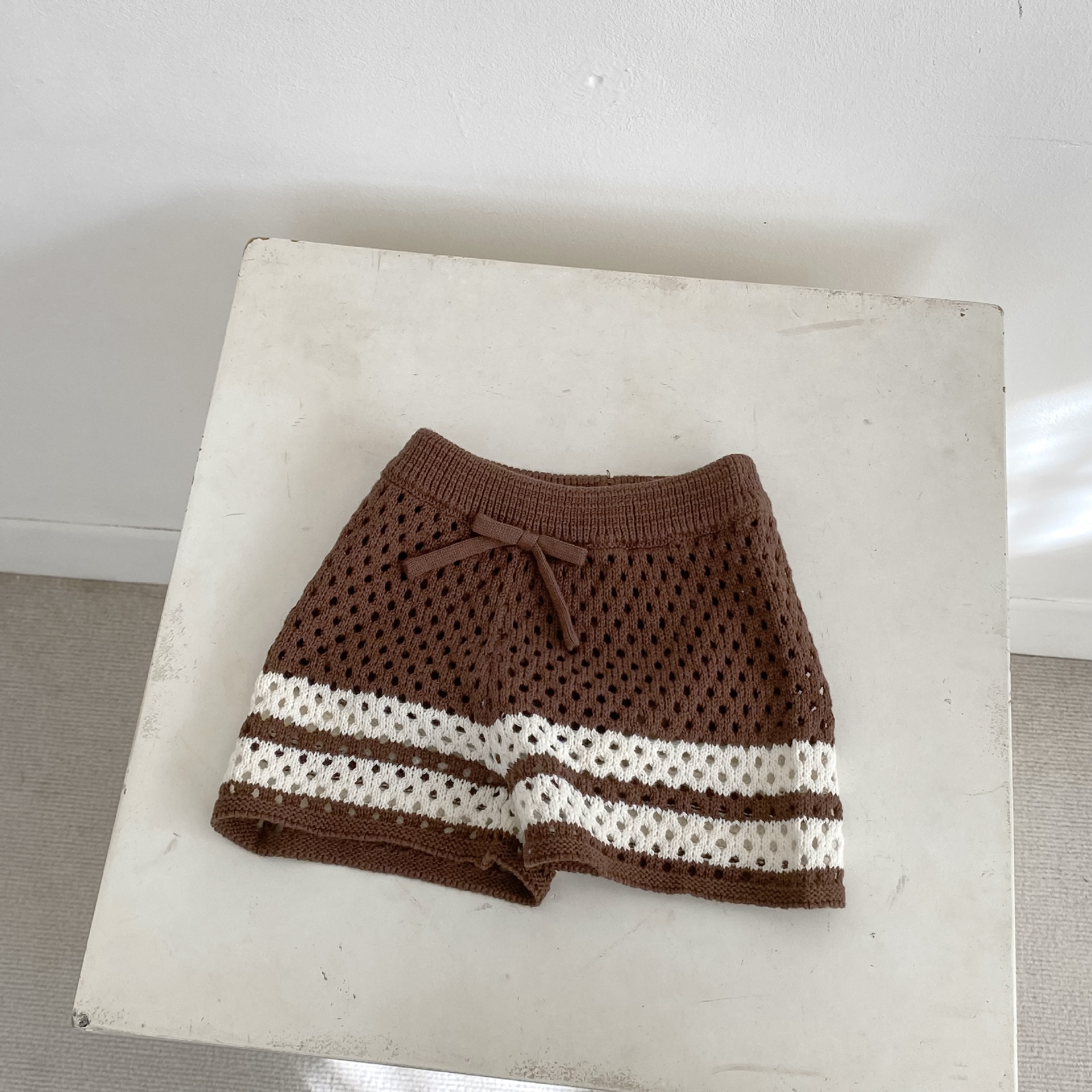 2-Piece Knit Color-Blocked Openwork Shorts Set