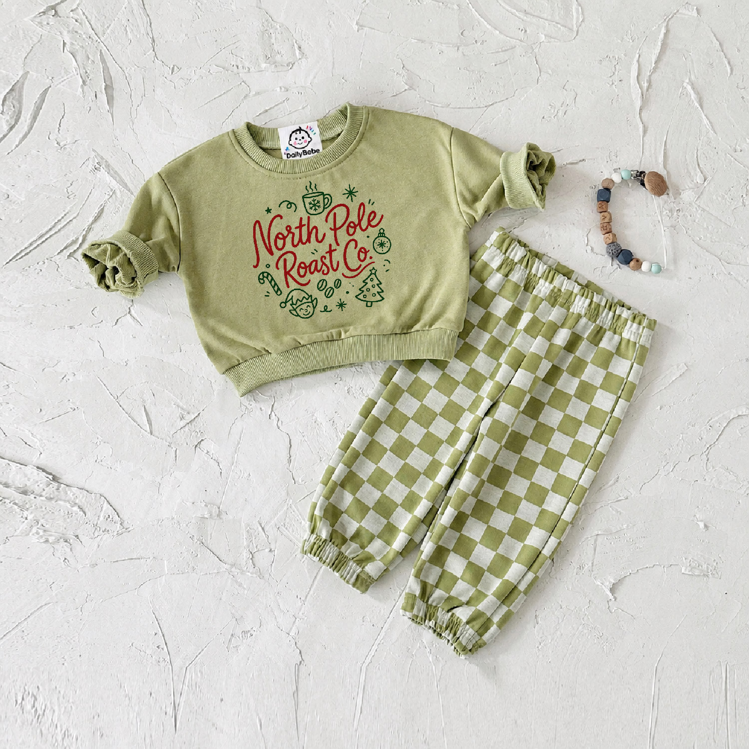 DailyBebe NORTH POLE ROAST CO Baby Christmas Checkerboard 2-Piece Set