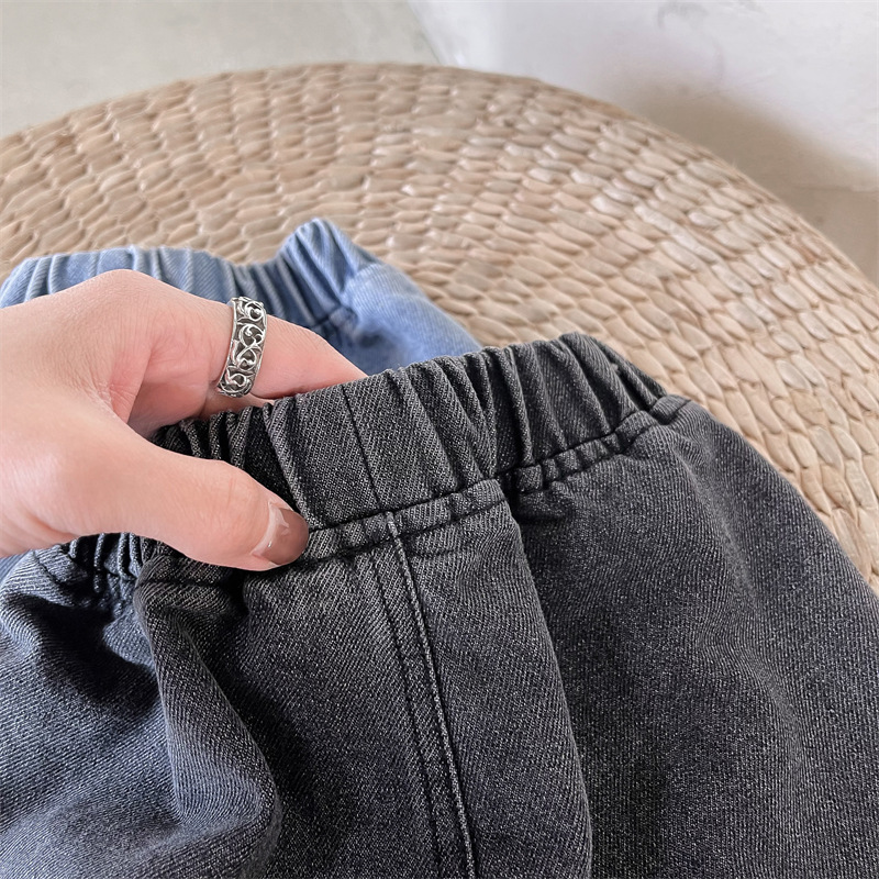 Kids Solid Color Short Jeans