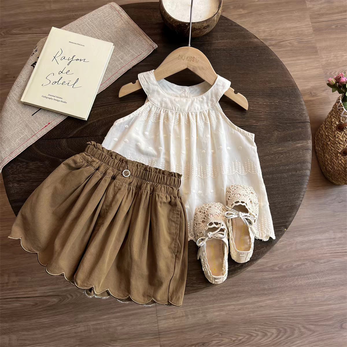 2-Piece Toddler Girls' Halter Shorts with Lace Set