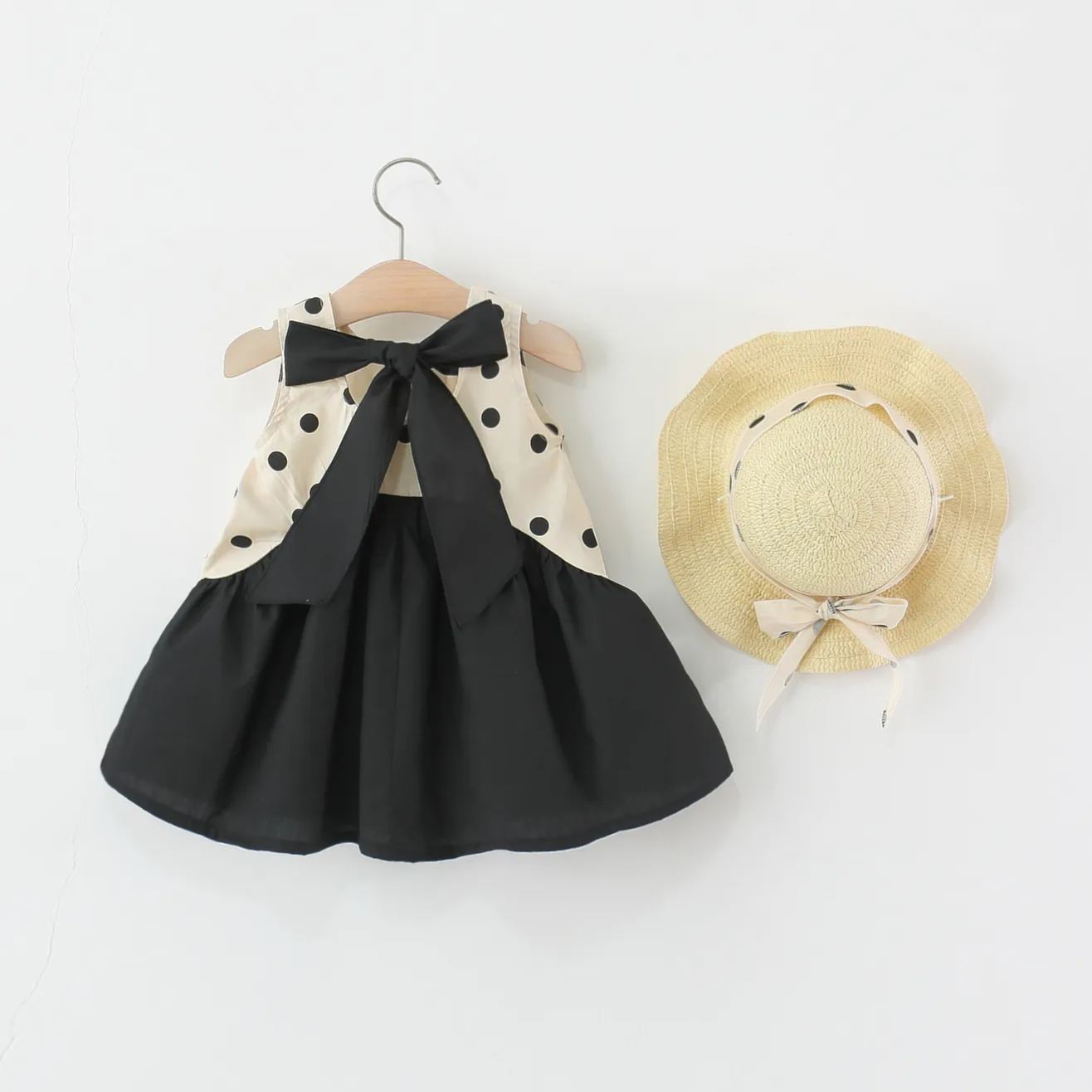 Baby Black Dots Sleeveless Set with Hat