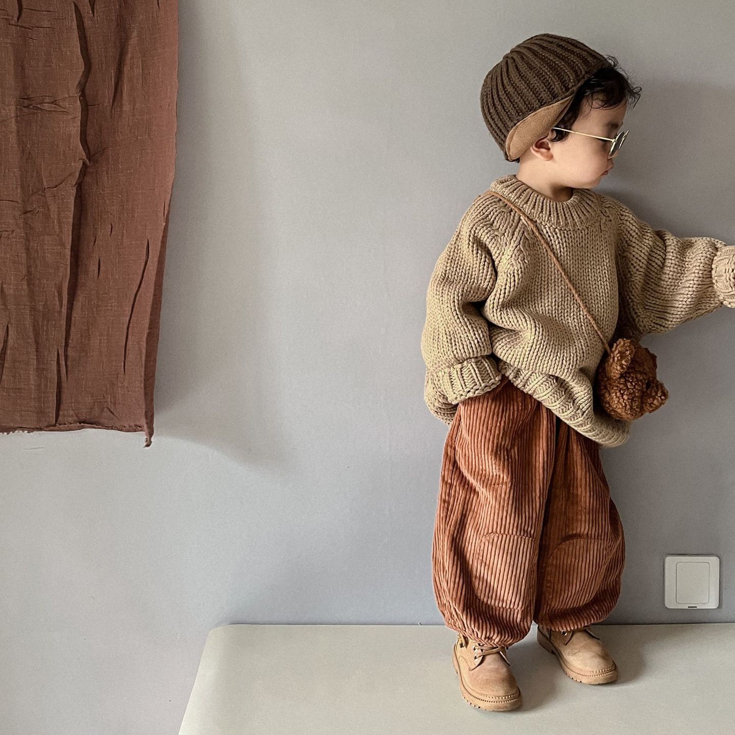 Kid Solid Color Crew Neck Sweater