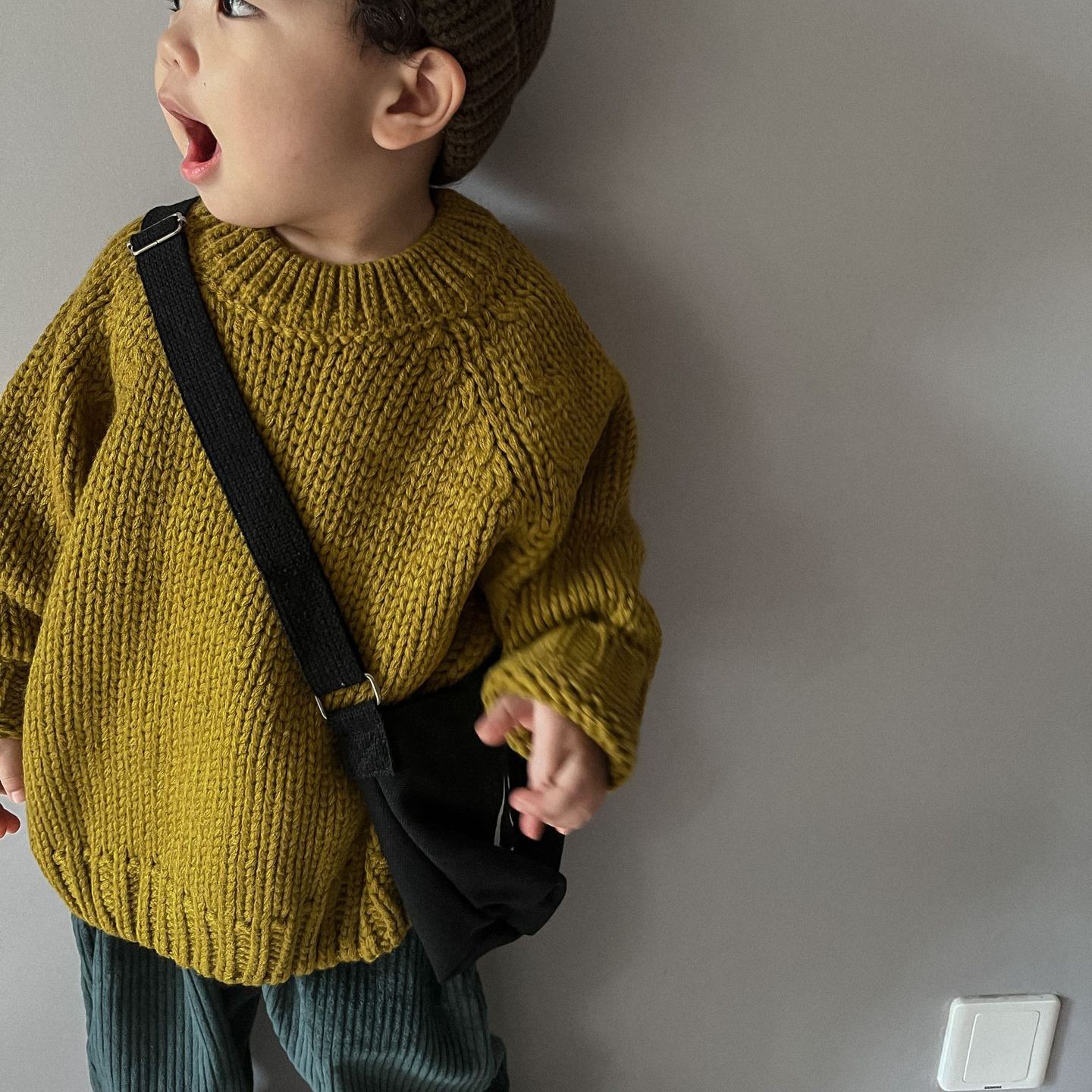 Kid Solid Color Crew Neck Sweater