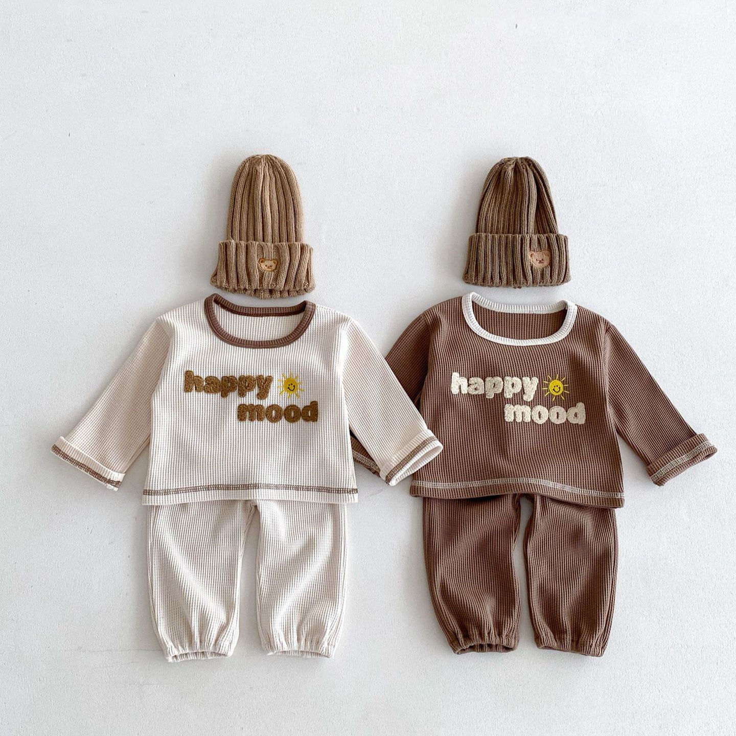 HAPPY MOOD Baby 2-Piece Embroidery Waffle Set