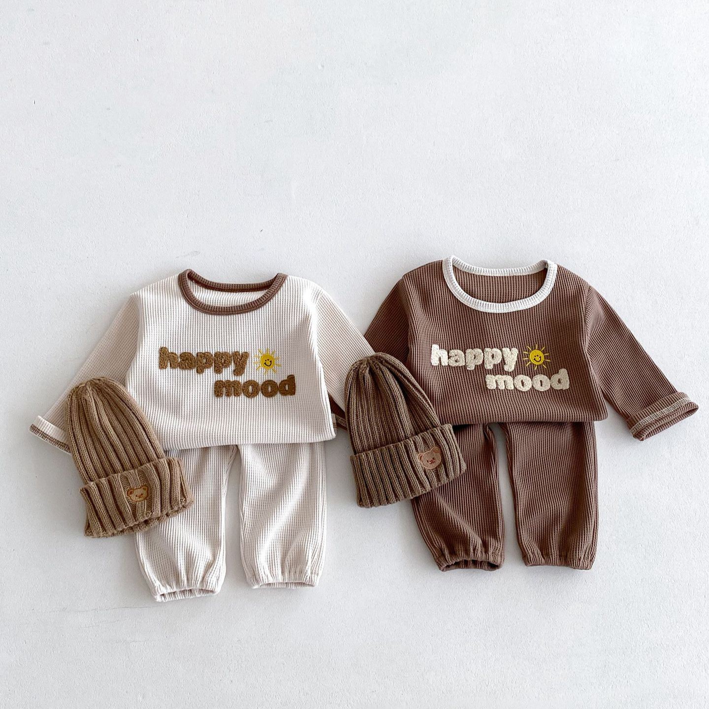 HAPPY MOOD Baby 2-Piece Embroidery Waffle Set